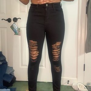 Black fashion nova skinny jeans